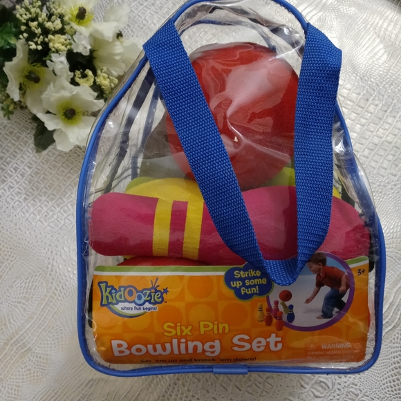 kidoozie six pin bowling set